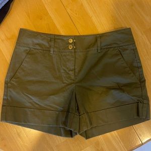 New York & Company size 4, olive green